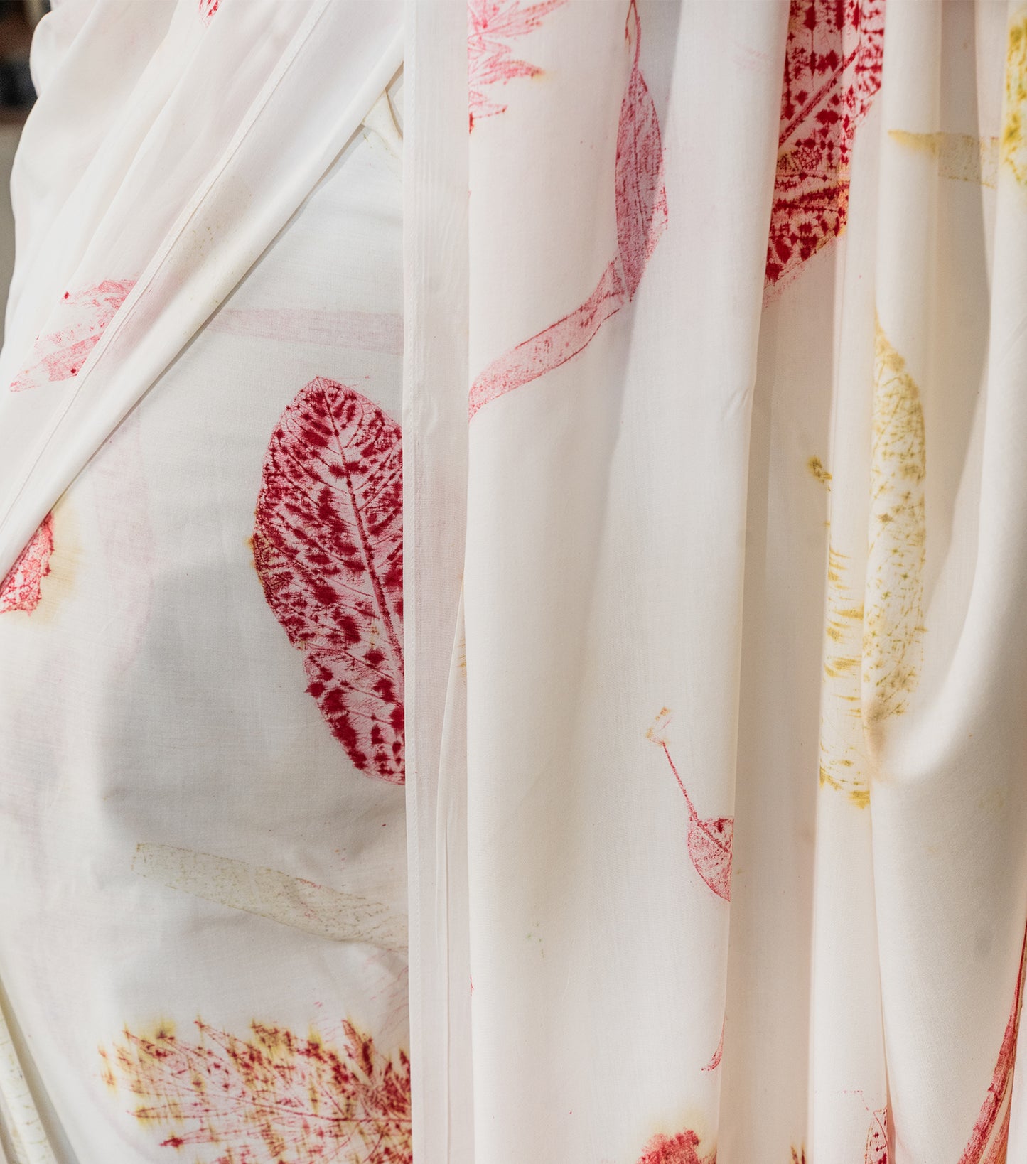 Ferns & Mix Leaves All Over Off White Cotton Saree (Hand Dyed With Harde)