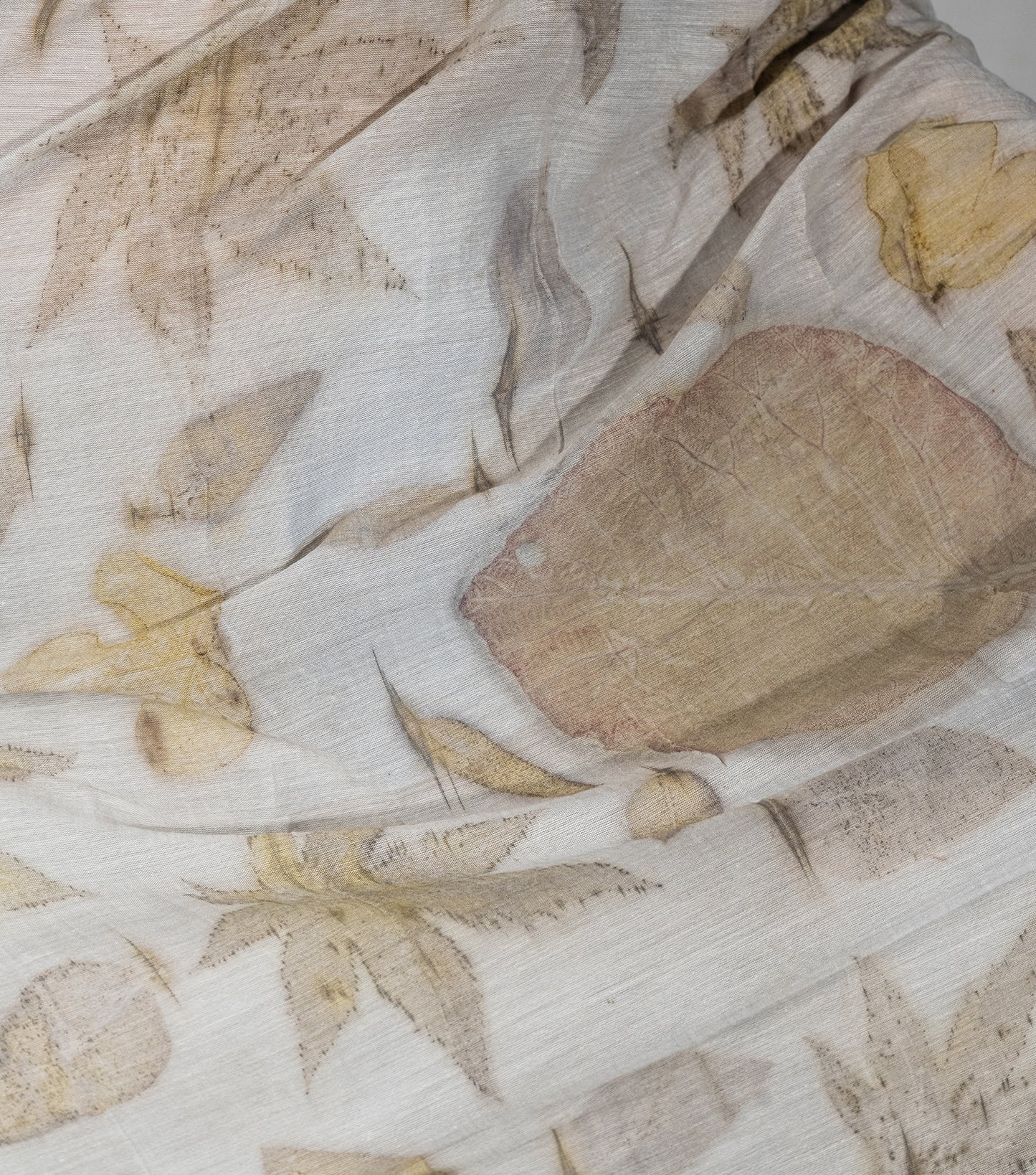 Mountains (Triangle) Design Teak Wood Leaves Ash Grey Cotton Saree (Hand Dyed With Iron Ore)