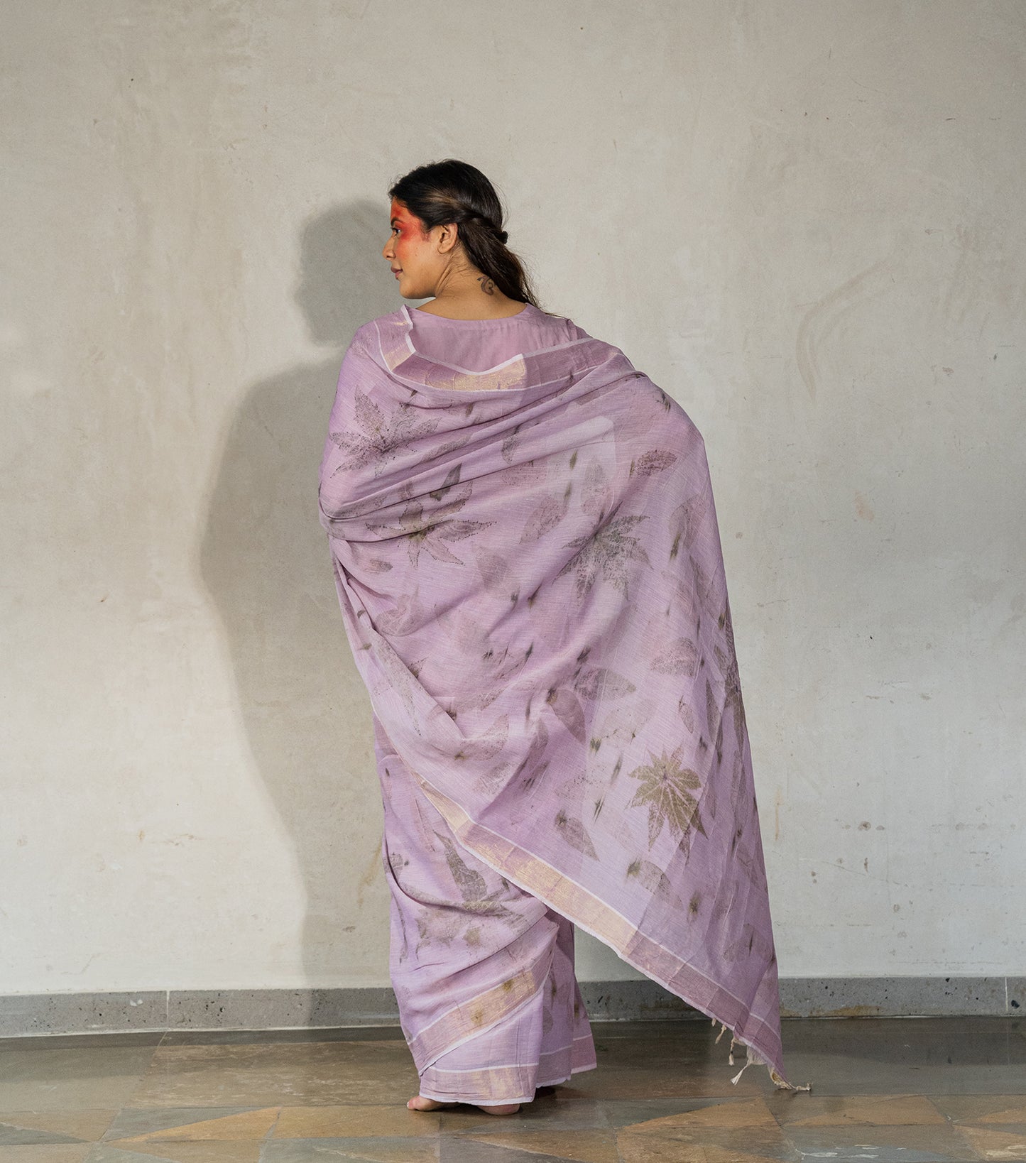 Castor Oil Leaves All Over Soft Lilac Saree(Hand Dyed With Jamun Extract)