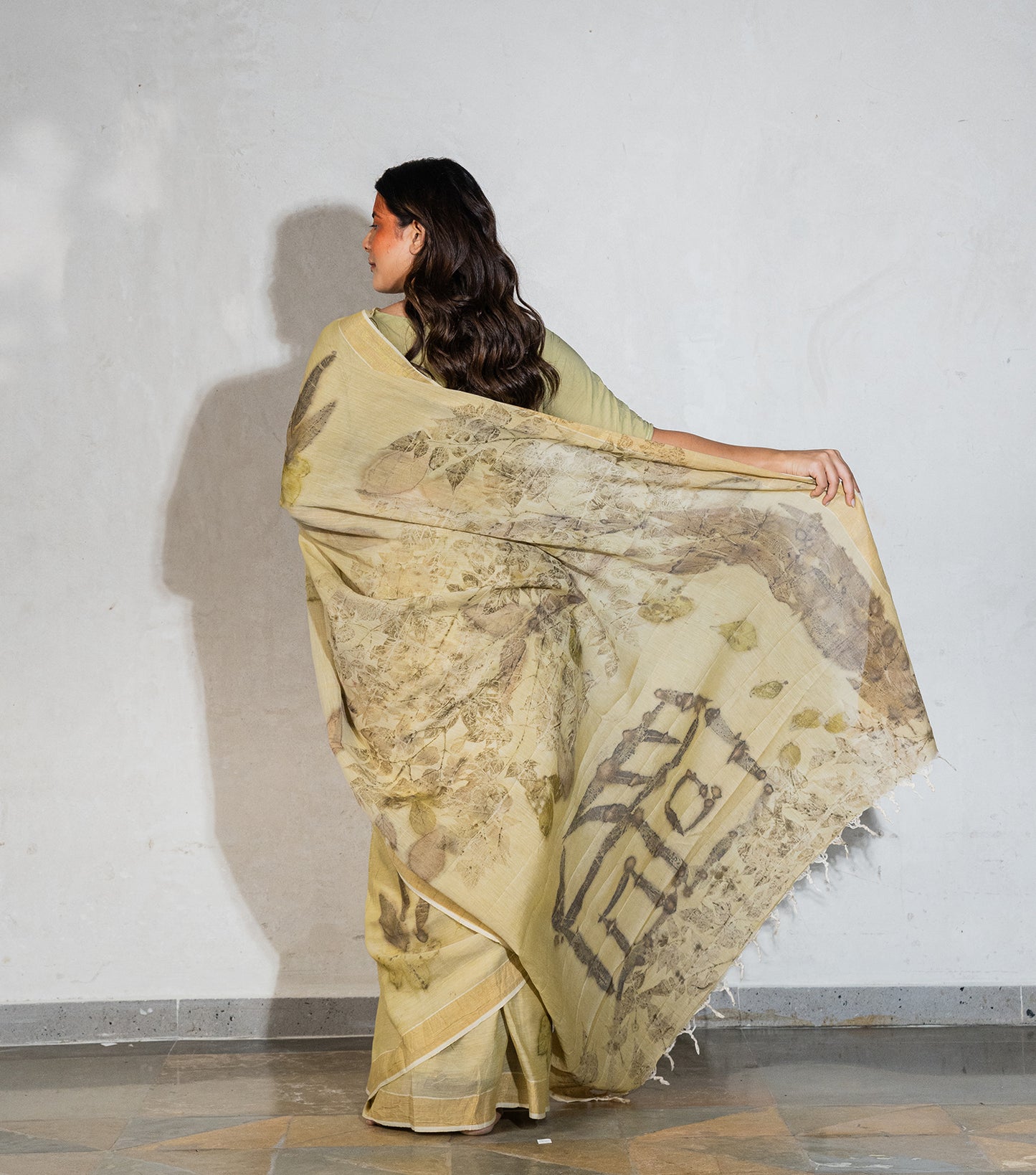 Ghar Design Pallu with Mix leaves Light Green Cotton Saree (Hand Dyed With Spinach Extract)