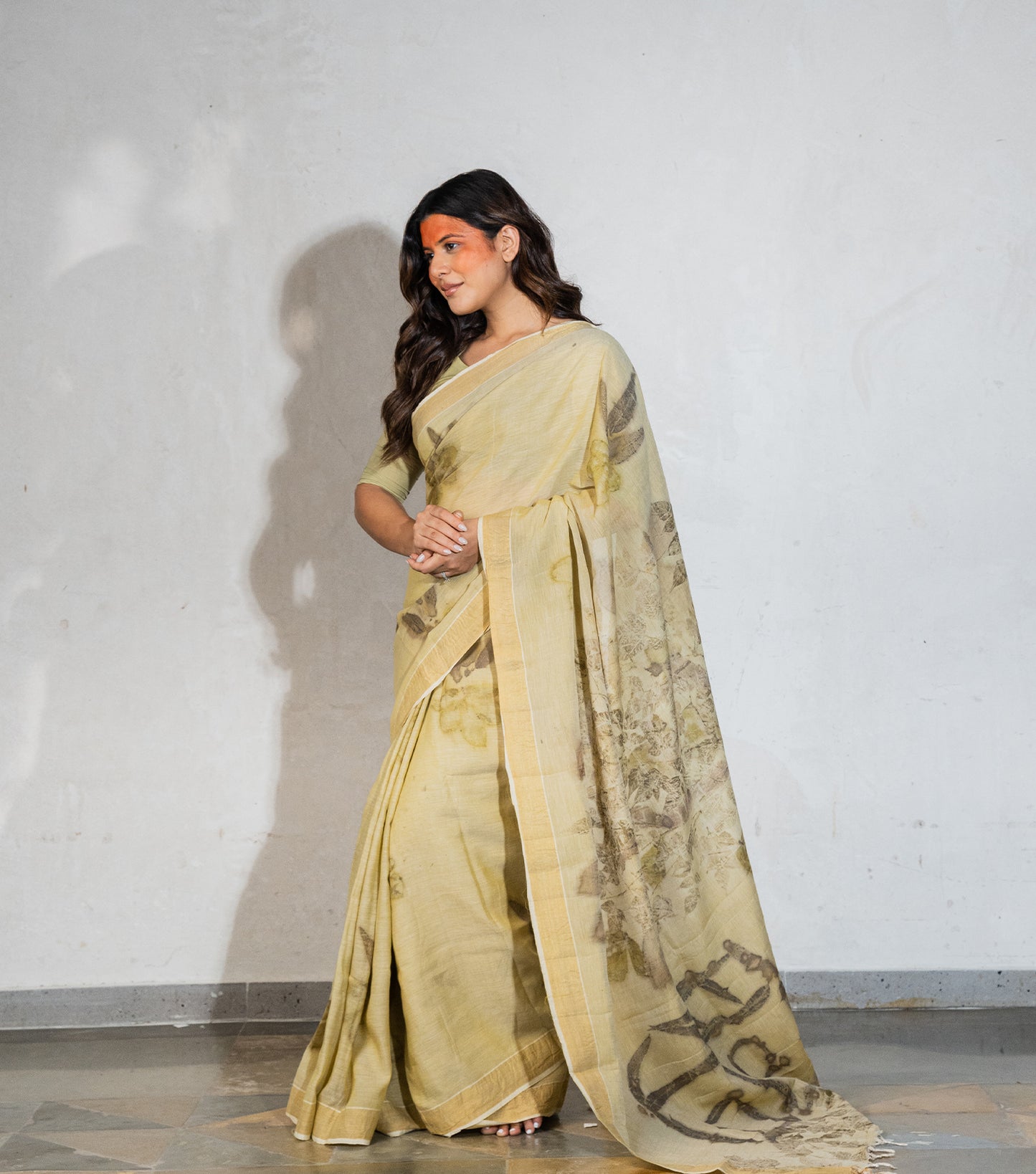 Ghar Design Pallu with Mix leaves Light Green Cotton Saree (Hand Dyed With Spinach Extract)