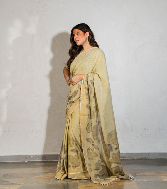 Teak Wood Leaves Pallu & Boarder Design Light Green Cotton Saree (Hand Dyed With Spinach Extract)