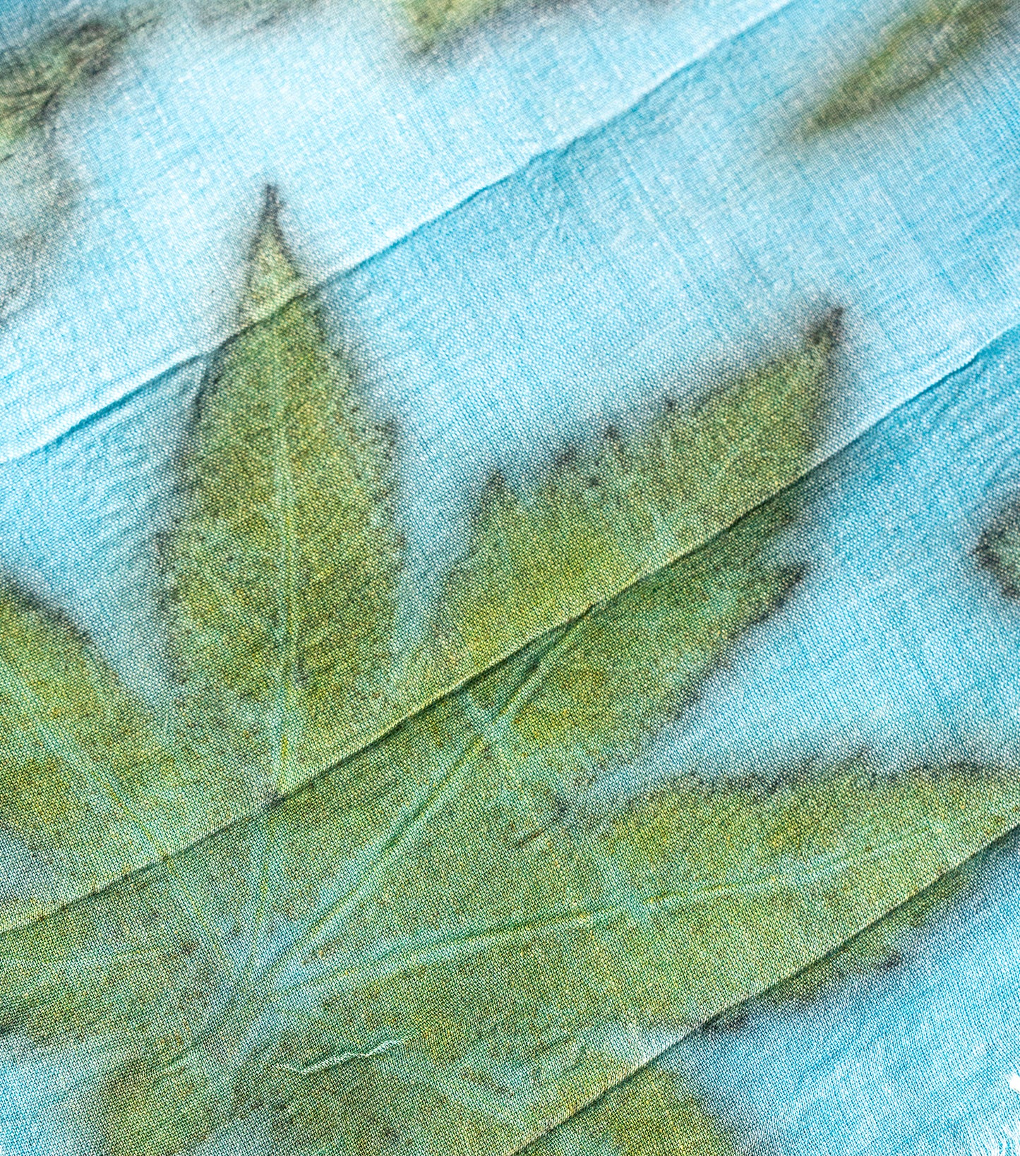 Mounains (Triangle) Design Mix Leaves Teal Blue Cotton Saree (Hand Dyed With Liquid Extracts Of Indigo Leaves)