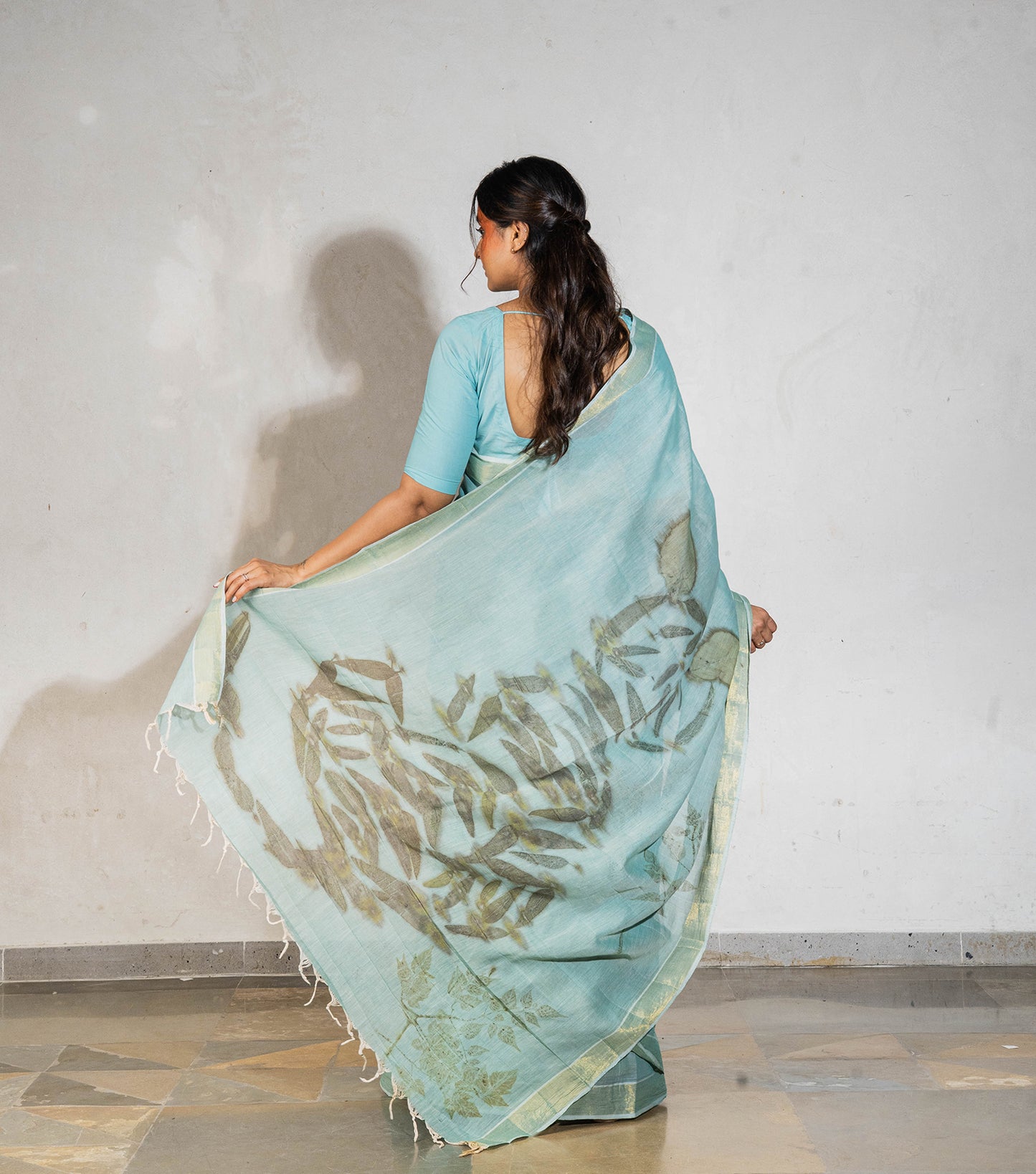 Tiger Design Eucalyptus Leaves Teal Blue Cotton Saree (Hand Dyed With Liquid Extracts Of Indigo Leaves)