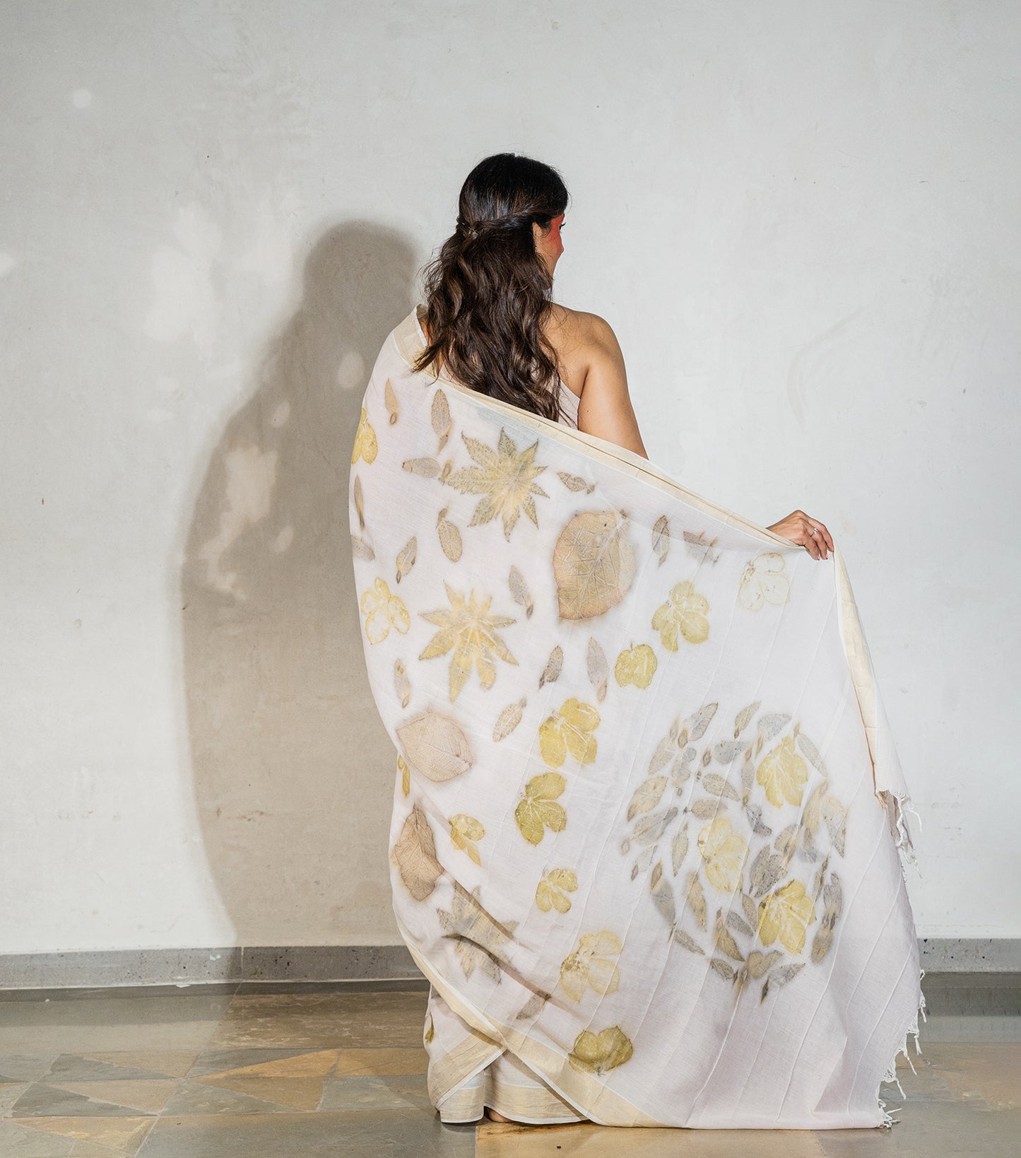 Mix Leaves All Over Auro Mandal Pallu Milky Pink Cotton Saree (Hand Dyed With Manjeestha Roots)