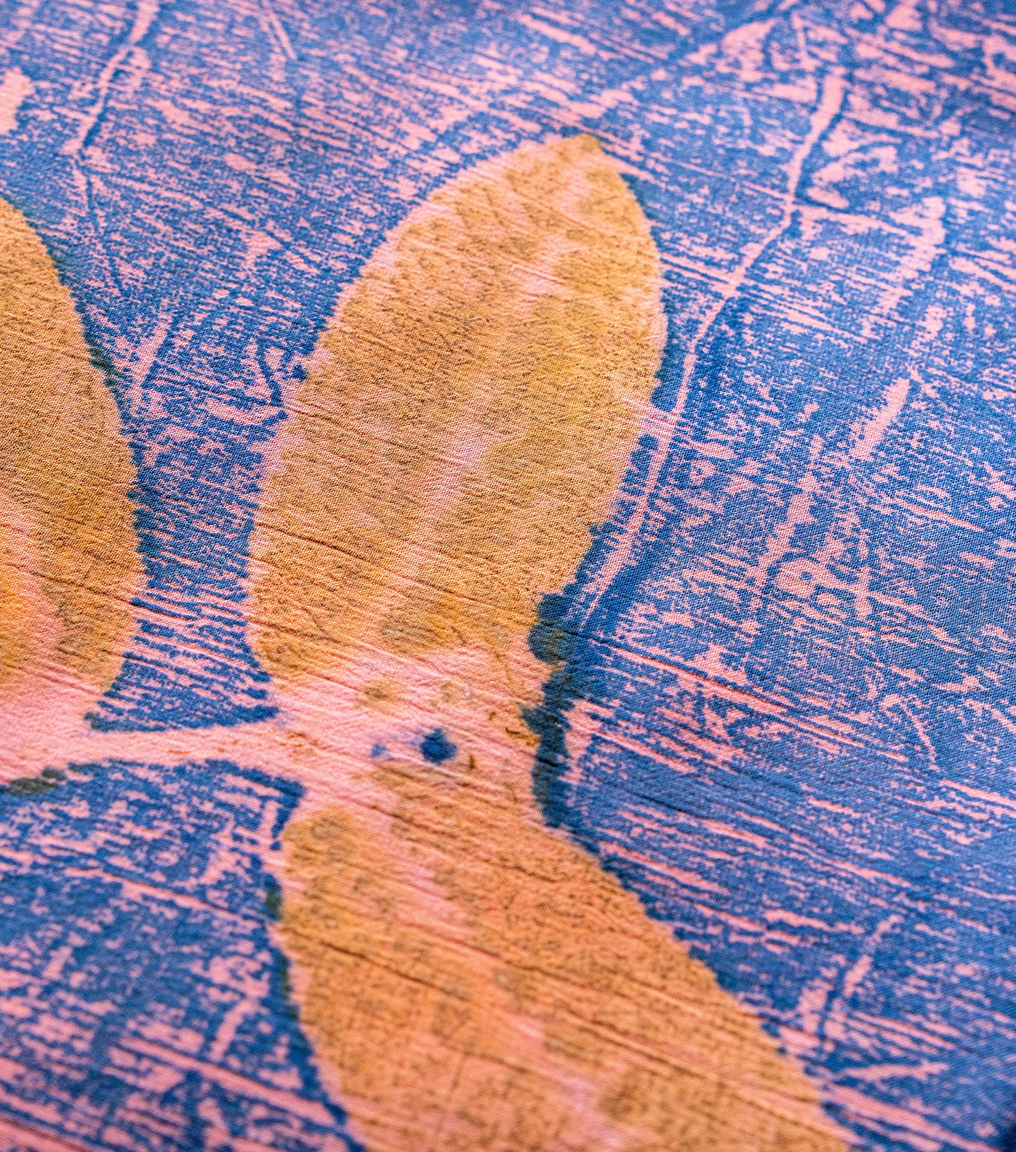 Mix Leaves All Bright Indigo Crush Cotton Saree (Hand Dyed With Indigo Powder & Manjeestha Roots)