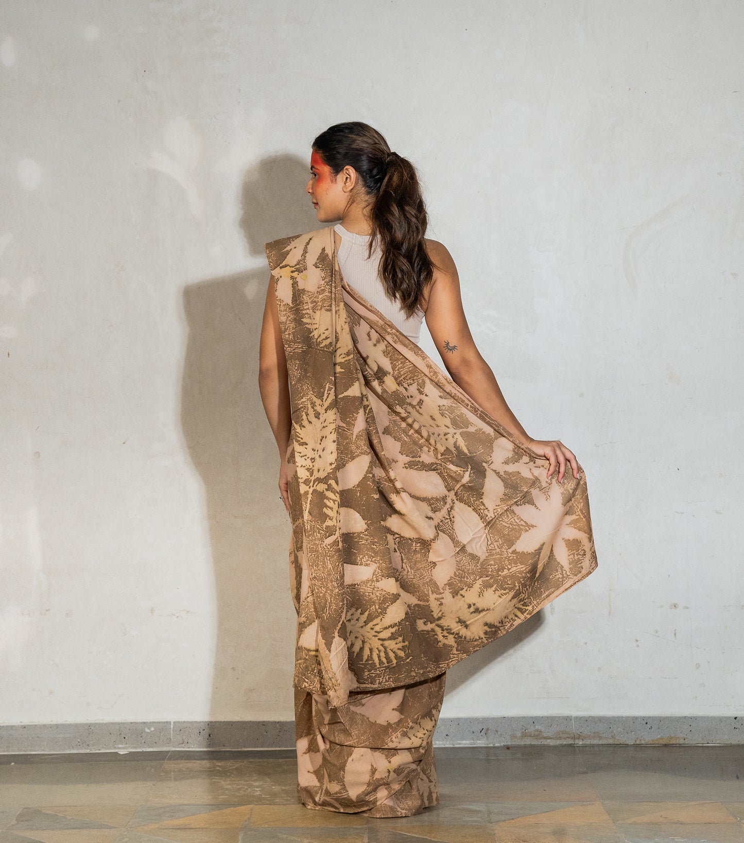 Mix Leaves All Over Light Mocha Brown Cotton Saree (Hand Dyed With Coffee & Chikori Powder)