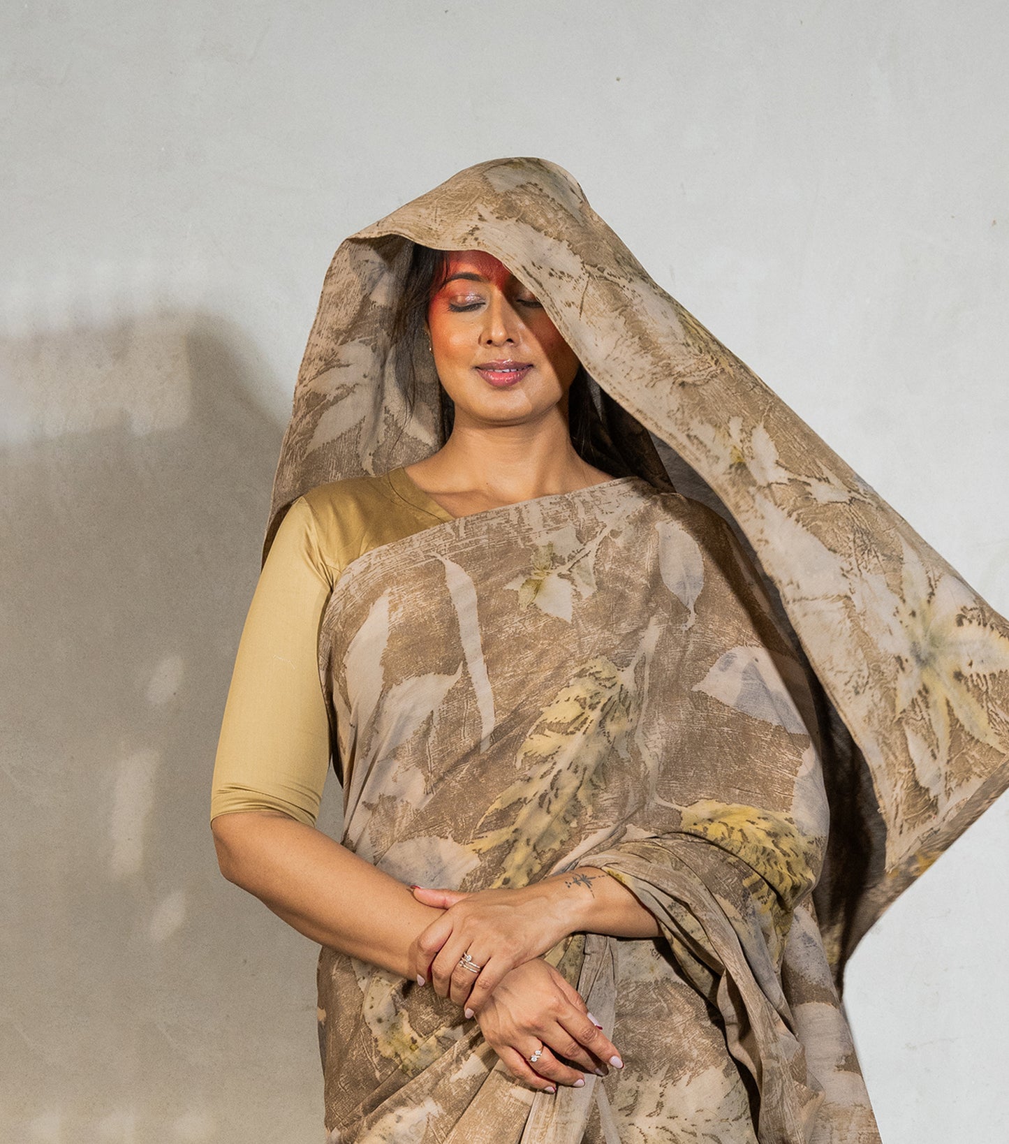 Mix Leaves All Over Coffee Brown Cotton Saree (Hand Dyed With Coffee & Chikori Powder)