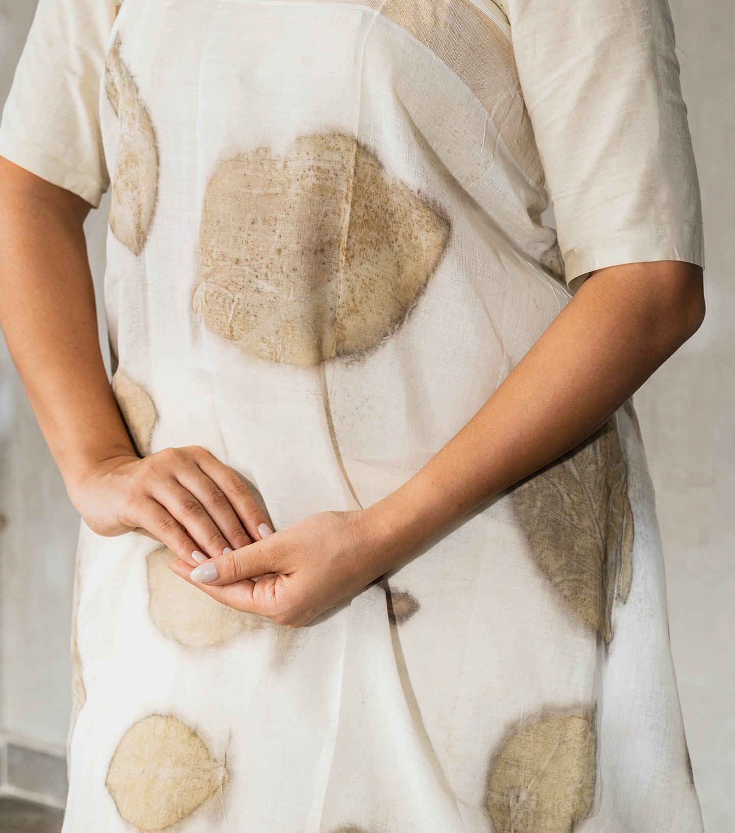 Teak Wood Leaves Big Pallu Ivory Cotton Saree (Hand Dyed With Harde)