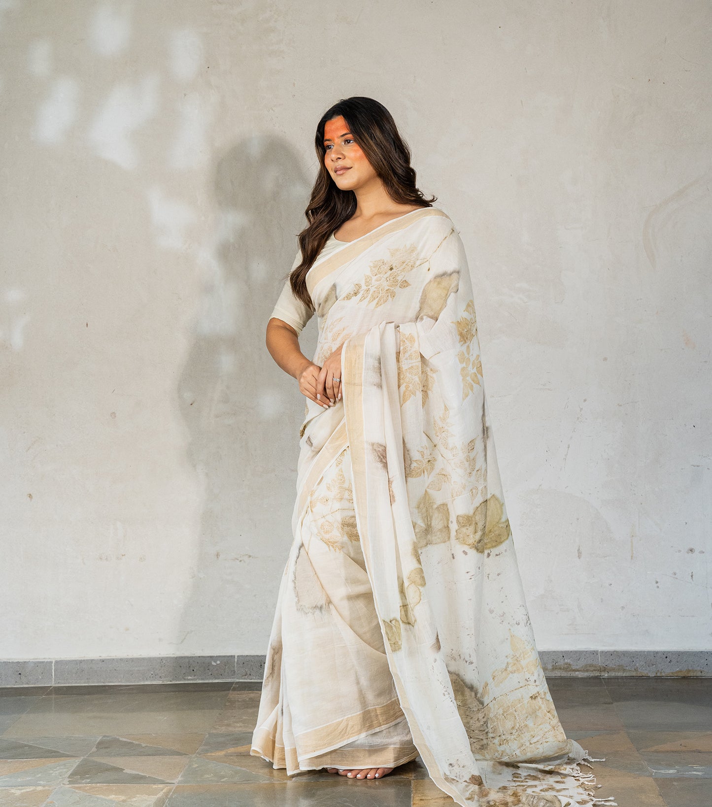 Morni (Peacock) Design Pallu with mix leaves Ivory Cotton Saree (Hand Dyed With Harde)